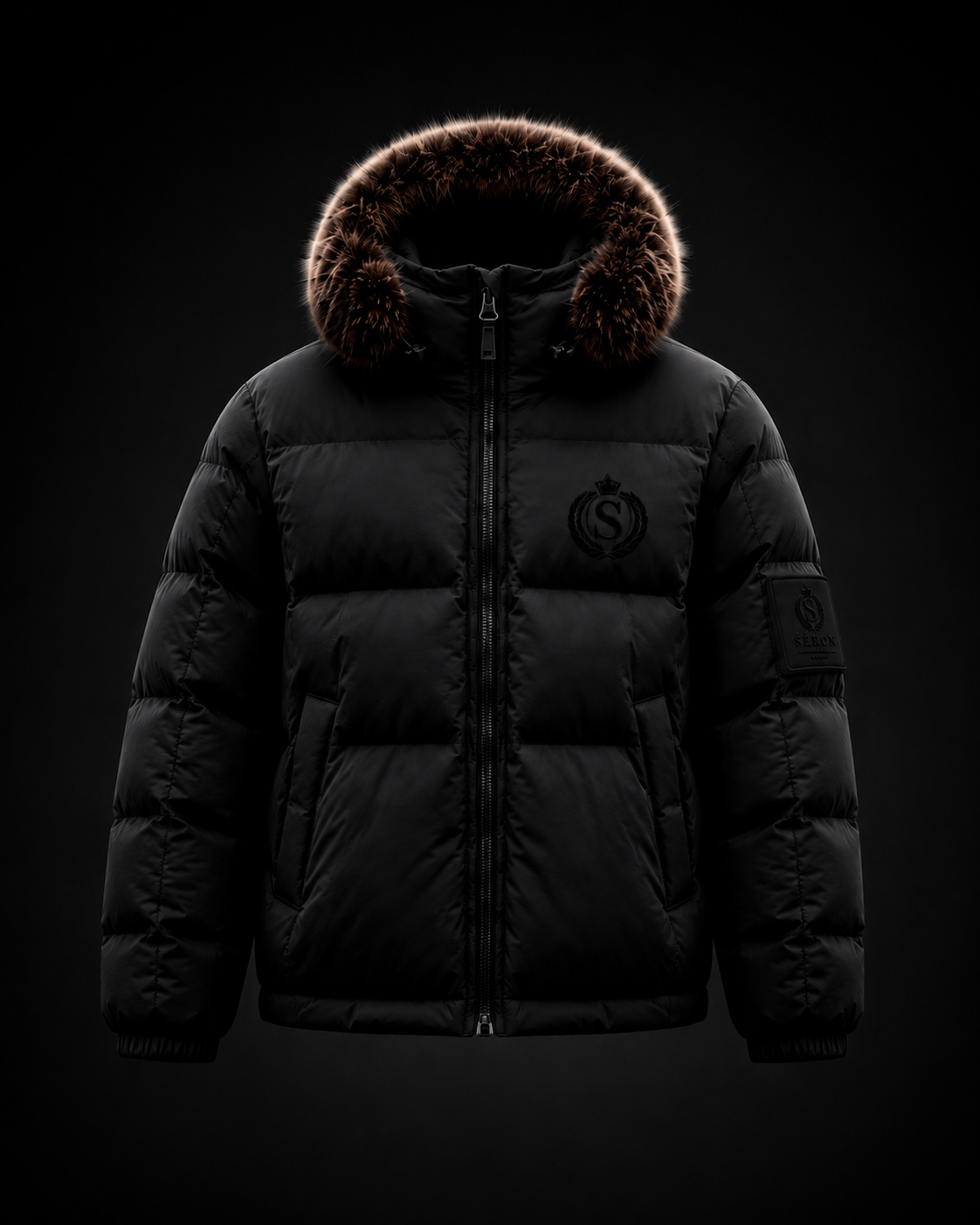 Image 1 (front): Séron Puffer Jacket Onyx — Black with fur-trim hood, front view
Image 2 (back): Séron Puffer Jacket Onyx — Maître du Silence back graphic
